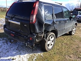 Nissan X-Trail dCI 2004 m dalys