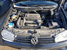 Volkswagen Golf 2000 г запчясти