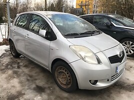 Toyota Yaris II 1.4D4D 2008 m dalys