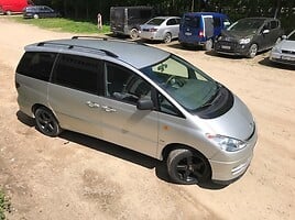 Toyota Previa 2002 y parts