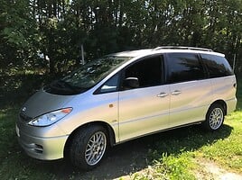 Toyota Previa 2002 y parts