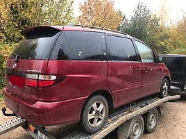 Toyota Previa 2002 y parts