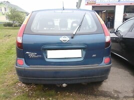 Nissan Almera Tino 2000 y parts