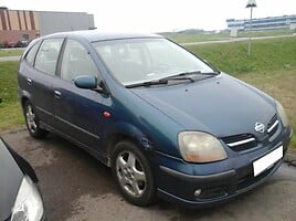 Nissan Almera Tino 2000 y parts