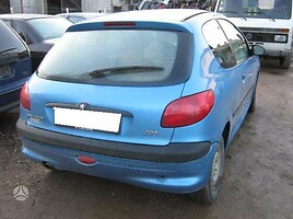 Peugeot 206 1999 г запчясти