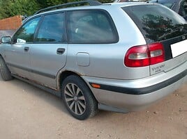 Volvo V40 1998 г запчясти