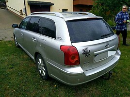 Toyota Avensis 2006 y parts