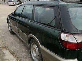 Subaru Legacy 2000 г запчясти