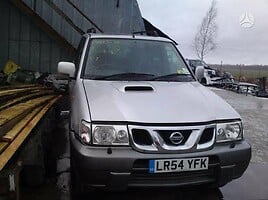 Nissan Terrano Visureigis / Krosoveris 2004