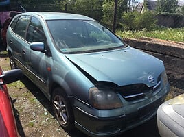 Nissan Almera Tino 2004