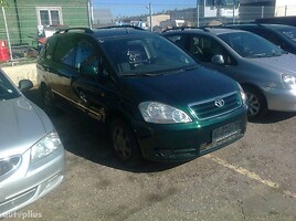 Toyota Avensis Verso 2001 m