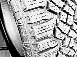 Goodyear Wrangler Duratrac  R19 универсальные шины для автомобилей