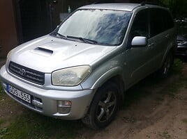 Toyota RAV4 II 2.0D4D sidabrinė 4d. Visureigis / Krosoveris 2003