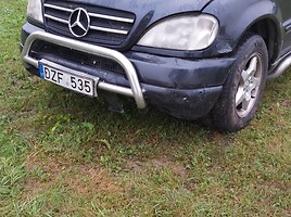 Mercedes-Benz ML 230 W163 Visureigis / Krosoveris 1999