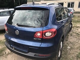 Volkswagen Tiguan 2009 г запчясти