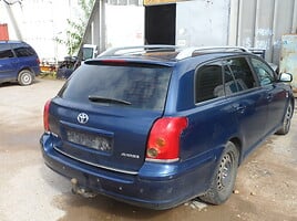 Toyota Avensis II 2004 y parts