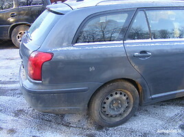 Toyota Avensis 2006 y parts