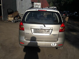 Toyota Corolla Verso 2004 m dalys