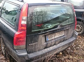 Volvo V70 2002 y parts