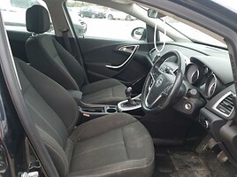 Opel Astra III 2011 y parts