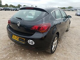 Opel Astra III 2011 y parts