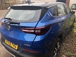 Opel Grandland X 2020 г запчясти