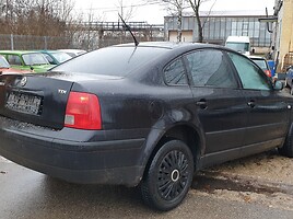 Volkswagen Passat B5 automat 1998 y parts