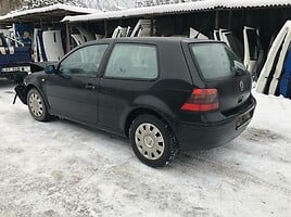 Volkswagen Golf 1998 г запчясти