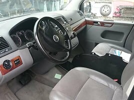 Volkswagen Multivan 2004 m dalys