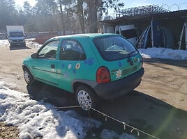 Opel Corsa 1995 y parts