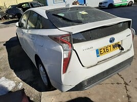 Toyota Prius 2016 m dalys