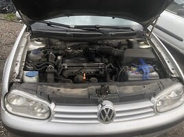 Volkswagen Golf IV 2002 г запчясти