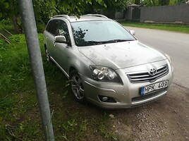 Toyota Avensis 2006 m dalys