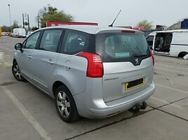 Peugeot 5008 2010 y parts