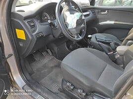 Kia Sportage II 2007 г запчясти