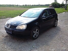 Volkswagen Golf V 2006 г запчясти