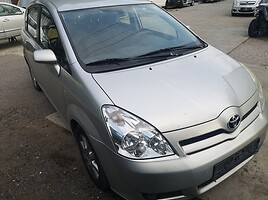 Toyota Corolla Verso 2006 г запчясти