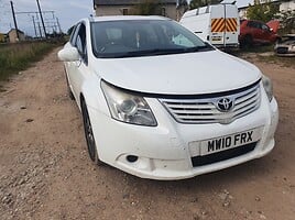 Toyota Avensis III 2010 y parts