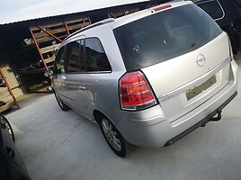 Opel Zafira B 2006 г запчясти