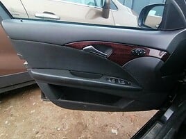 Mercedes-Benz E 220 2004 y parts