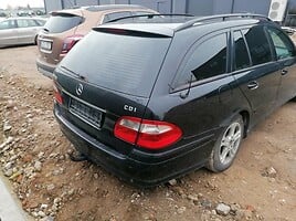 Mercedes-Benz E 220 2004 y parts