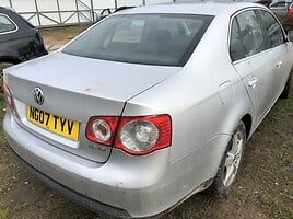 Volkswagen Jetta A5 2007 m dalys