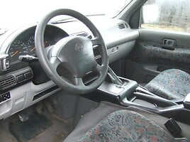 Nissan Serena 1994 y parts