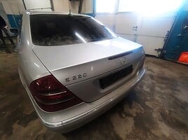 Mercedes-Benz E 220 Elegance 2002 y parts