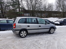 Opel Zafira 1999 m dalys