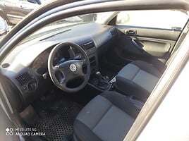 Volkswagen Golf 2005 г запчясти