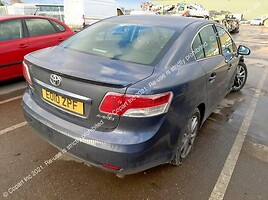 Toyota Avensis 2010 y parts