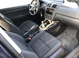 Volkswagen Golf 2005 г запчясти