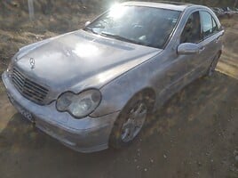 Mercedes-Benz C 270 W203 Avangarde 2002 y parts