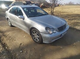 Mercedes-Benz C 270 W203 Avangarde 2002 y parts